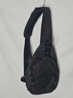 NUPOUCH Ergonomic Antitheft Day Pack Crossbody Messenger Sling Bag w/ USB Cable
